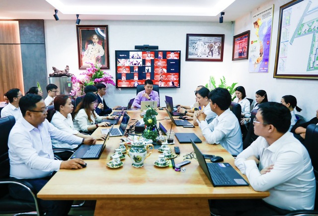 Một doanh nh&acirc;n trẻ được giới thiệu ứng cử đại biểu Quốc hội - Ảnh 2.