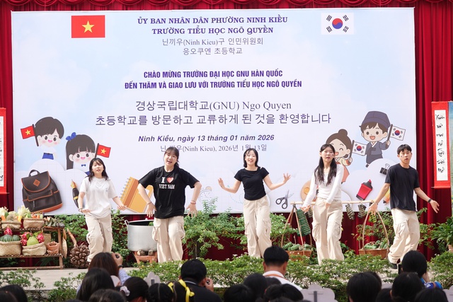 Học sinh tiểu học Cần Thơ th&iacute;ch th&uacute; trải nghiệm văn h&oacute;a H&agrave;n Quốc - Ảnh 2.