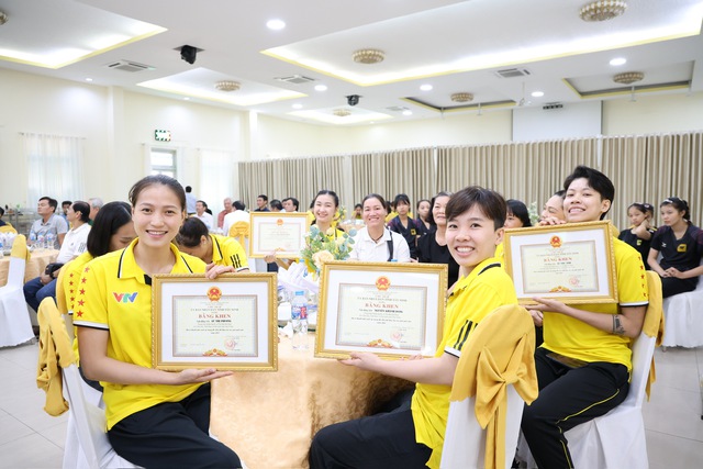 CLB b&oacute;ng chuyền VTV B&igrave;nh Điền Long An được thưởng tiền tỉ, v&igrave; sao?- Ảnh 2.