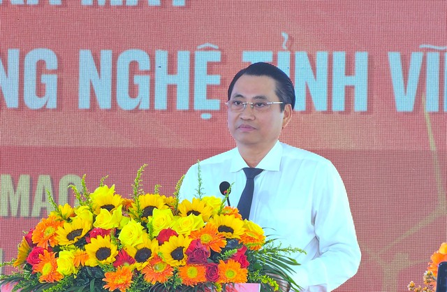 Vĩnh Long ra mắt kh&ocirc;ng gian thương hiệu v&agrave; c&ocirc;ng nghệ đầu ti&ecirc;n- Ảnh 2.