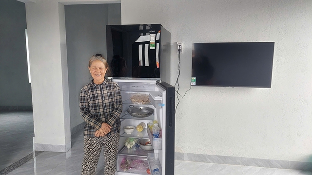 Nh&agrave; hồi sinh sau b&atilde;o tại gia Lai mang lại Niềm vui mới cho người d&acirc;n - Ảnh 4.