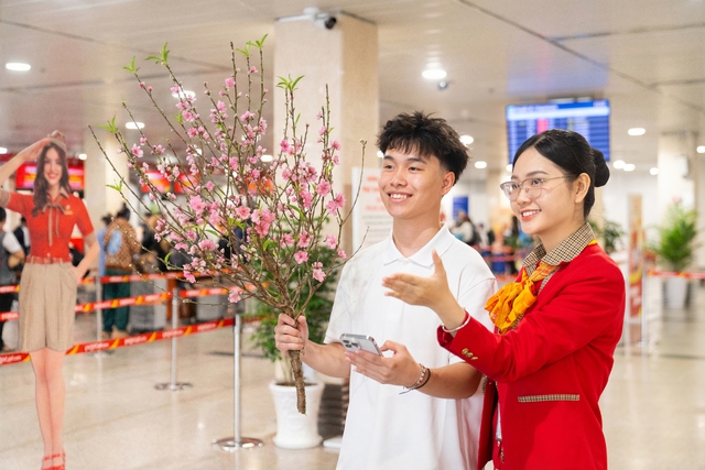 Vietjet nhận vận chuyển mai, đào Tết Nguyên đán 2026, từ ngày 15.1 - Ảnh 1.