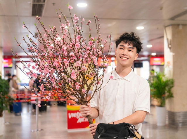 Vietjet nhận vận chuyển mai, đào Tết Nguyên đán 2026, từ ngày 15.1 - Ảnh 2.