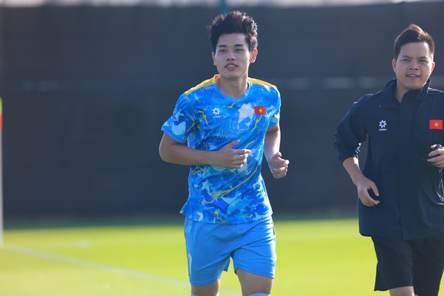 HLV Kim n&oacute;i lời gan ruột: &lsquo;3 trận thắng l&agrave; bất ngờ nhưng chưa phải đ&iacute;ch đến của U.23 Việt Nam&rsquo;- Ảnh 3.