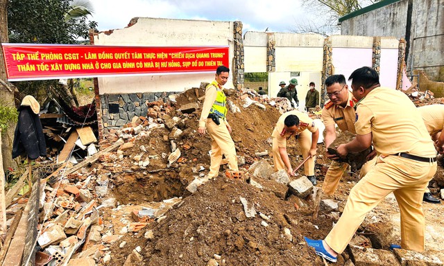 CSGT L&acirc;m Đồng: K&eacute;o giảm người chết do TNGT l&agrave; 'chỉ ti&ecirc;u hạnh ph&uacute;c' - Ảnh 6.