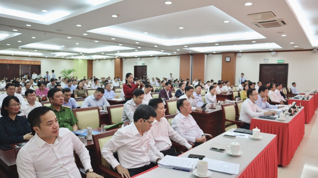 &Ocirc;ng Trần Lưu Quang: Ph&aacute;t triển khoa học c&ocirc;ng nghệ l&agrave; con đường ngắn nhất tới tương lai- Ảnh 4.