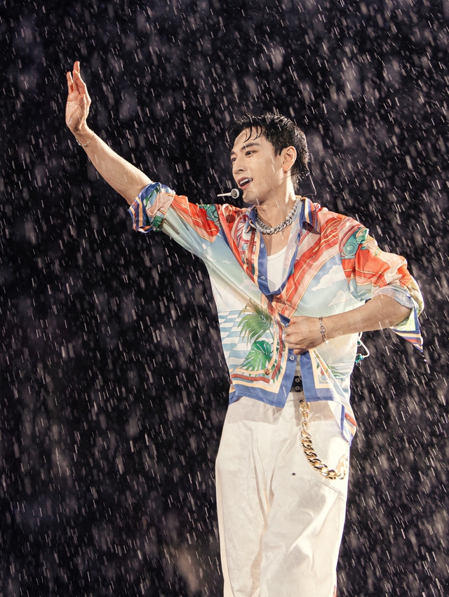 Vợ chồng Cường Seven, Vũ Ngọc Anh khoe street style ấn tượng- Ảnh 2.