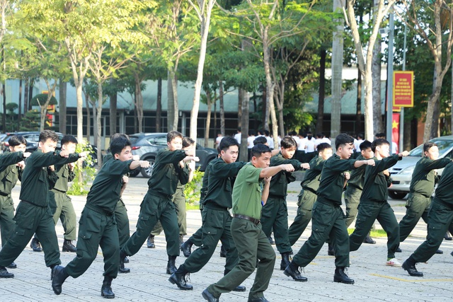 - Ảnh 5. - Ảnh 5.