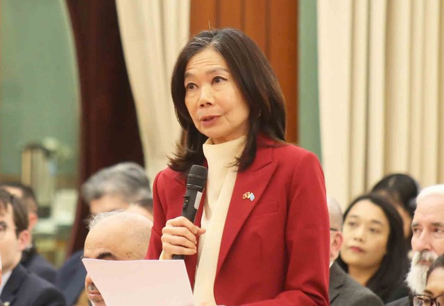 Từ ph&aacute; thế &ldquo;bao v&acirc;y&rdquo; đến định h&igrave;nh vị thế - Ảnh 1.