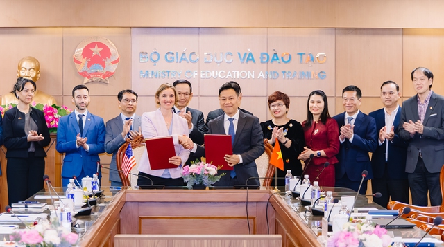 Tập đo&agrave;n Mỹ bắt tay th&uacute;c đẩy AI v&agrave; chuyển đổi số tại Việt Nam - Ảnh 1.