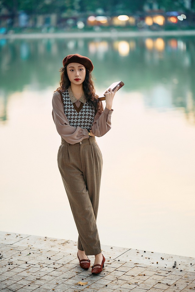 5 mẫu giày cao gót cho nàng công sở thỏa sức phối đồ- Ảnh 7.