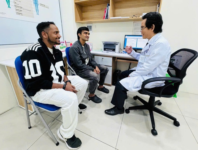 Đơn vị y tế tư nh&acirc;n đầu ti&ecirc;n ở Quảng Ng&atilde;i kh&aacute;m bệnh cho người nước ngo&agrave;i - Ảnh 2.