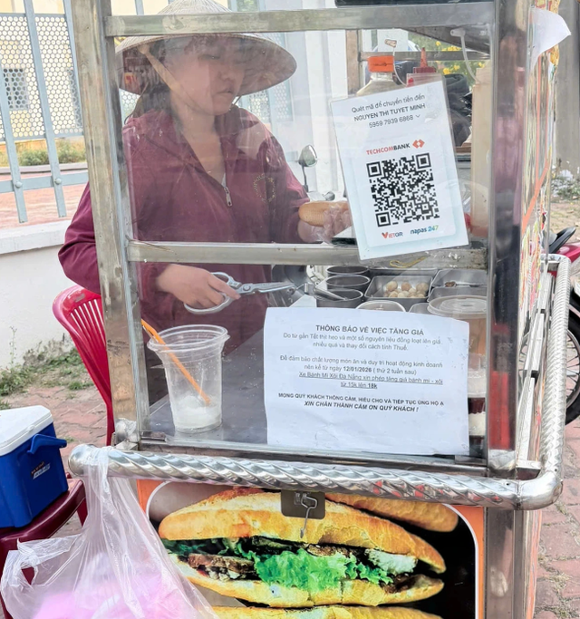 Sau tờ giấy "th&ocirc;ng b&aacute;o tăng gi&aacute;" ở qu&aacute;n ăn&hellip; - Ảnh 2.