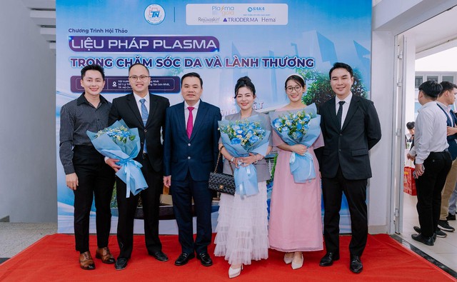 Rejuvaskin Việt Nam đồng h&agrave;nh c&ugrave;ng Hội thảo khoa học về l&agrave;nh thương v&agrave; da liễu - Ảnh 3.