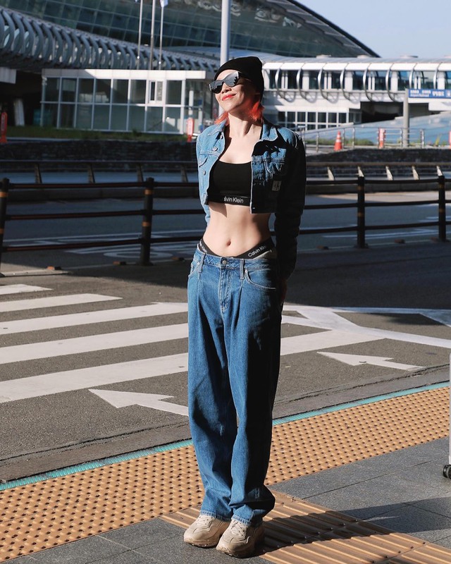 Bí quyết diện denim on denim thời thượng, không gây nhàm chán- Ảnh 4.