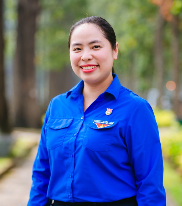 Giới thiệu nh&acirc;n sự Th&agrave;nh đo&agrave;n ứng cử đại biểu Quốc hội kh&oacute;a XVI v&agrave; đại biểu HĐND TP.HCM - Ảnh 2.