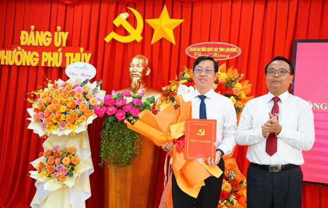 Tỉnh Lâm Đồng điều động, bổ nhiệm nhiều cán bộ cấp sở, phường - Ảnh 1.