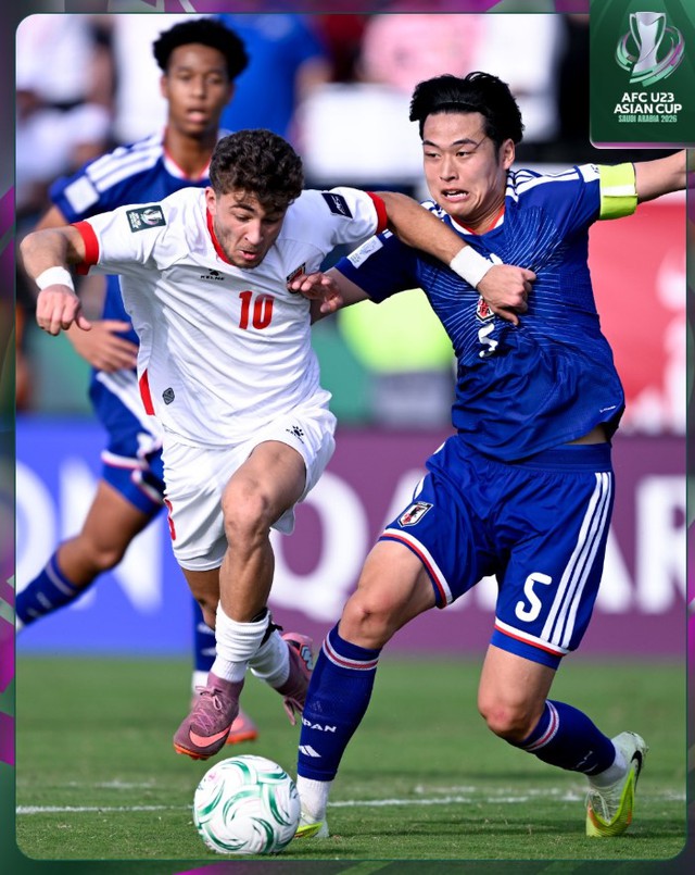 U.23 Nhật Bản thắng ngược nhờ &lsquo;đấu s&uacute;ng&rsquo; nghẹt thở, Jordan lỡ cơ hội tạo địa chấn: Đội đầu ti&ecirc;n v&agrave;o b&aacute;n kết- Ảnh 3.