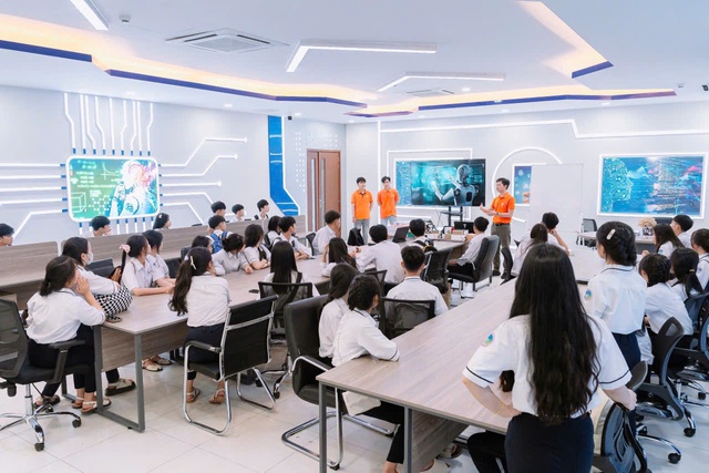 Trường ĐH FPT c&ocirc;ng bố Chương tr&igrave;nh học bổng T&igrave;m kiếm nh&acirc;n t&agrave;i với nhiều đặc quyền - Ảnh 1.