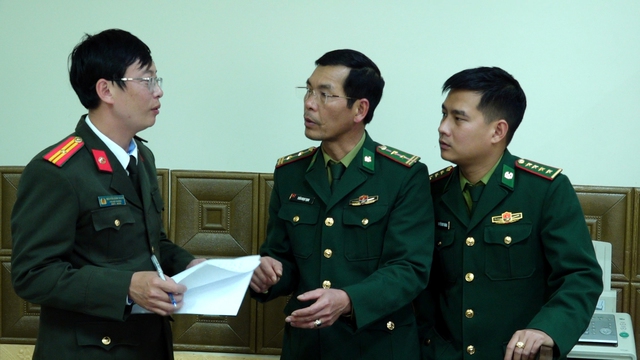 C&ocirc;ng an tỉnh Gia Lai hỗ trợ hồi hương 9 c&ocirc;ng d&acirc;n vượt bi&ecirc;n- Ảnh 3.