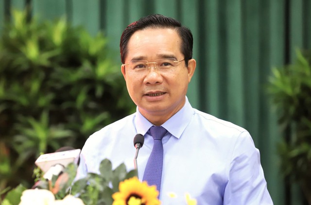 &Ocirc;ng Nguyễn Văn Được: 'Đảng bộ UBND TP.HCM l&agrave; h&agrave;ng tiền đạo, kh&ocirc;ng chuyền, chỉ s&uacute;t' - Ảnh 1.