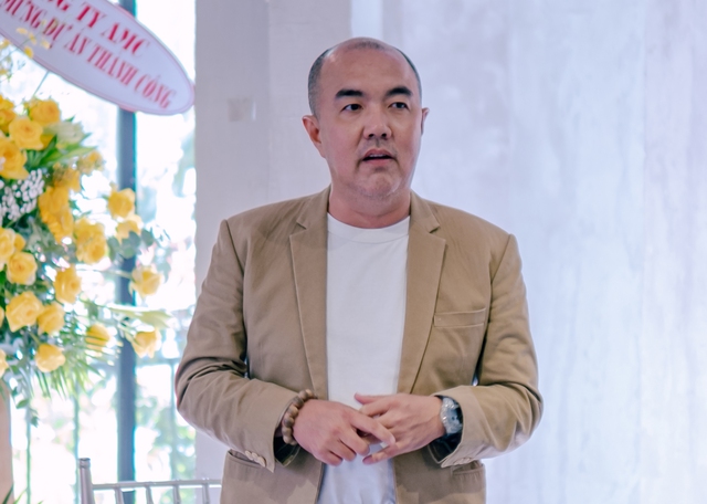 Quốc Thuận: Nếu kh&ocirc;ng c&oacute; Th&uacute;y Nga, chắc t&ocirc;i đ&atilde; bỏ nghề - Ảnh 2.