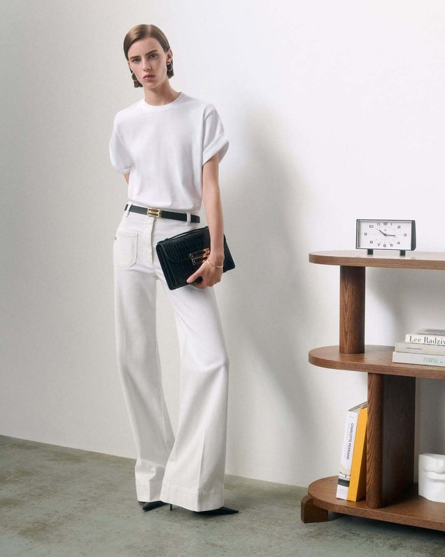 Diện trang phục đồng màu vừa sành điệu mà còn chẳng tốn thời gian phối đồ- Ảnh 3. Diện trang phục đồng màu vừa sành điệu mà còn chẳng tốn thời gian phối đồ- Ảnh 3.