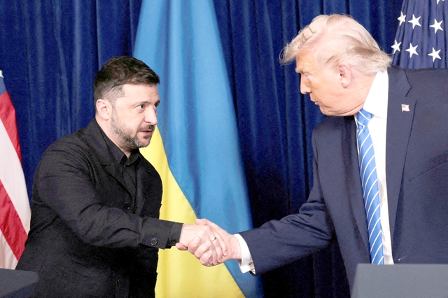 Ukraine kỳ vọng k&yacute; thỏa thuận an ninh với Mỹ tại Davos - Ảnh 1.