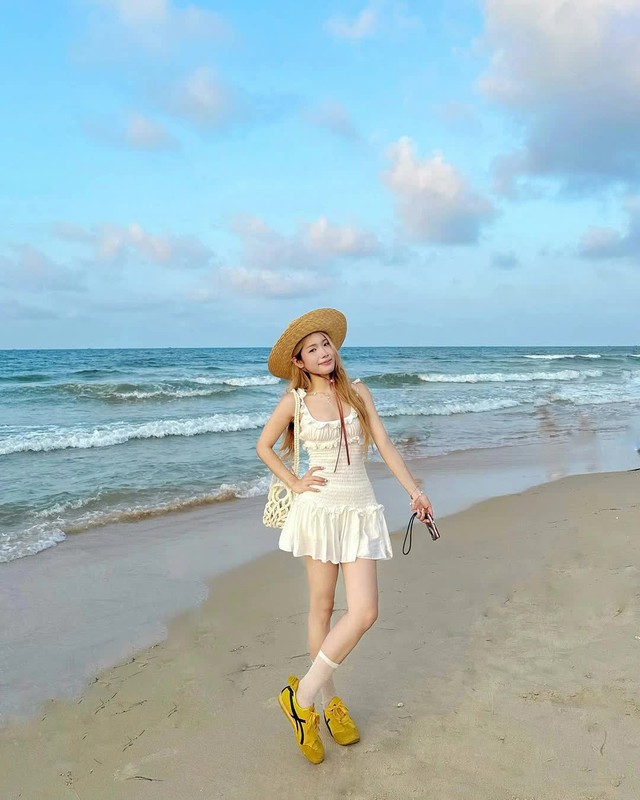 Kiêu kỳ cho ngày nắng với mũ rộng vành- Ảnh 4.