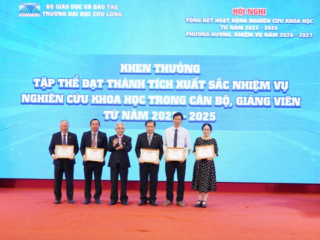 Trường ĐH ở miền T&acirc;y chi gần 10 tỉ đồng cho nghi&ecirc;n cứu khoa học- Ảnh 2.