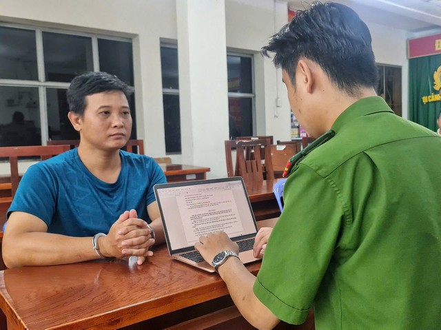 C&ocirc;ng an TP.HCM triệt ph&aacute; đường d&acirc;y chế tạo, mua b&aacute;n vũ kh&iacute; qu&acirc;n dụng &lsquo;khủng&rsquo;- Ảnh 2.