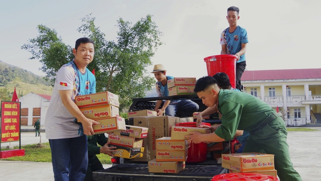 'Kết nối biển - rừng' tiếp sức đồng b&agrave;o bi&ecirc;n giới Đăk Pl&ocirc;- Ảnh 1.