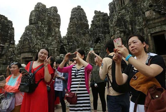 Campuchia miễn thị thực cho du kh&aacute;ch Trung Quốc- Ảnh 1.