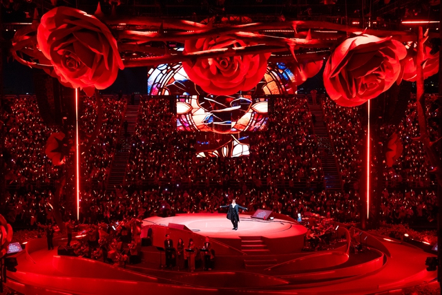 Hà Anh Tuấn dành 1 tỉ đồng giúp đỡ bệnh nhân ung thư về quê đón tết - Ảnh 1.