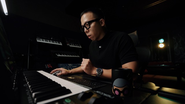 Phía Hoàng Touliver lên tiếng trước tin đồn ly hôn Tóc Tiên vì có 'kẻ thứ ba' - Ảnh 2.