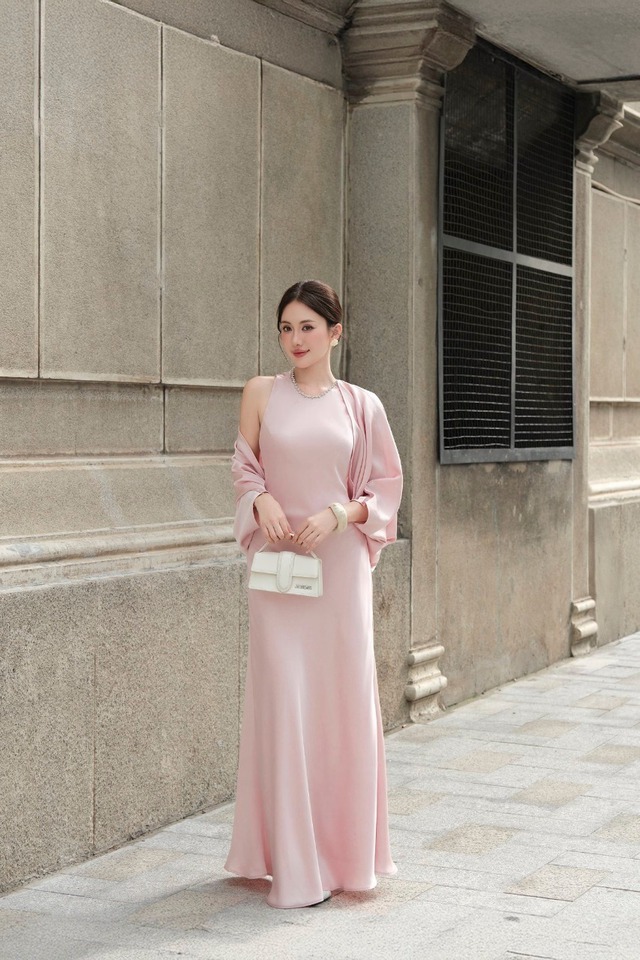 Lụa và taffeta - hai chất liệu định hình phong cách cao cấp- Ảnh 2.