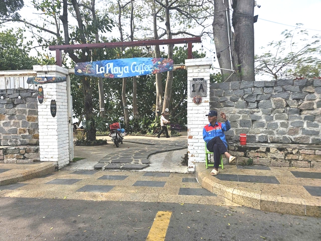 Biến đất công vị trí vàng thành quán nước ở Vũng Tàu, buộc ngưng nhưng vẫn bán- Ảnh 3. Biến đất công vị trí vàng thành quán nước ở Vũng Tàu, buộc ngưng nhưng vẫn bán- Ảnh 3.