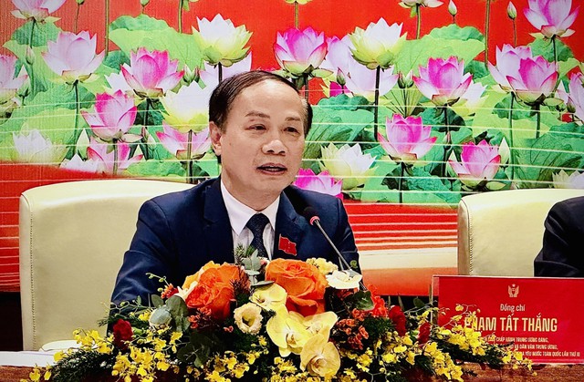 Cấp m&atilde; QR, đường link tại h&agrave;ng ng&agrave;n qu&aacute;n cafe để lấy &yacute; kiến g&oacute;p &yacute; cho dự thảo c&aacute;c văn kiện - Ảnh 1.