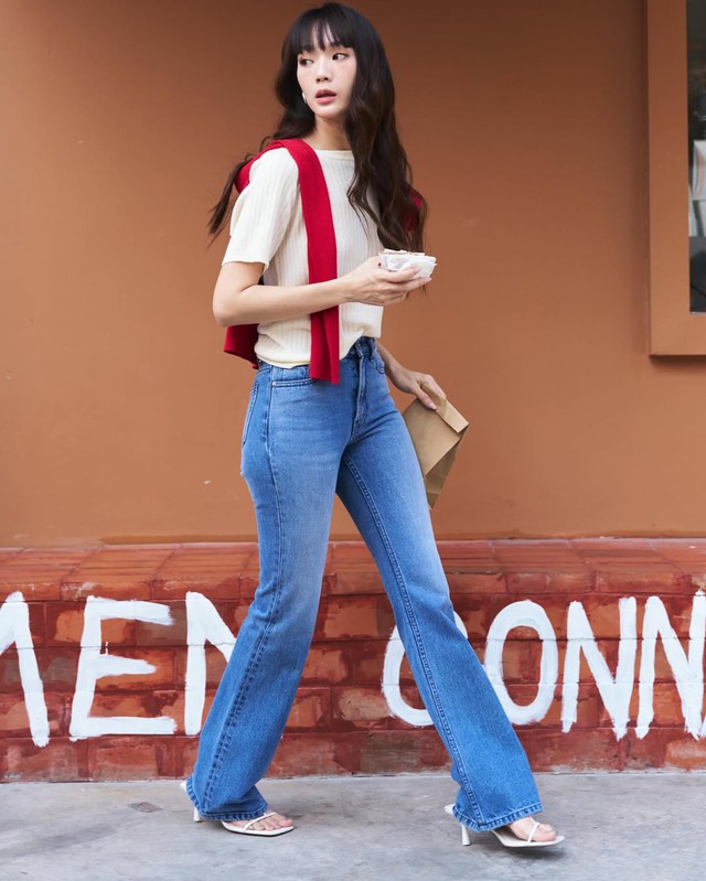 Quần denim và những bản phối đường phố đẹp nhất mùa- Ảnh 2.