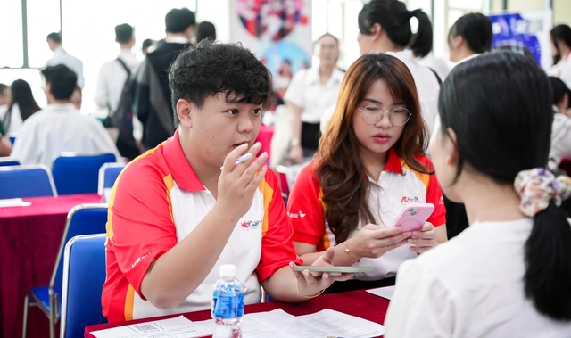 Tất bật x&acirc;y dựng portfolio để chuẩn bị m&ugrave;a tuyển dụng đầu năm 2026 - Ảnh 2.