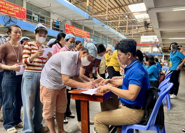 Công ty PouYuen: Chi tiền thưởng tết khủng cỡ nào? - Ảnh 2.