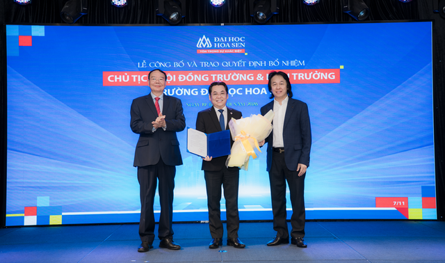 Trường ĐH Hoa Sen ch&iacute;nh thức bổ nhiệm hiệu trưởng mới- Ảnh 1.