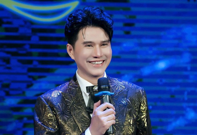 Niềm hạnh ph&uacute;c của MC Vũ Mạnh Cường - Ảnh 1.