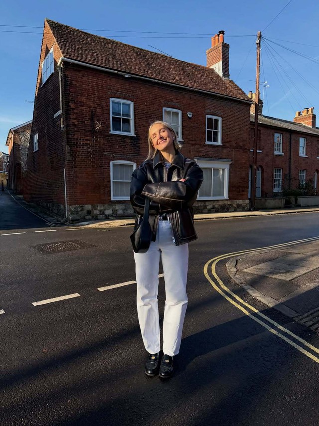 Quần denim và những bản phối đường phố đẹp nhất mùa- Ảnh 6.