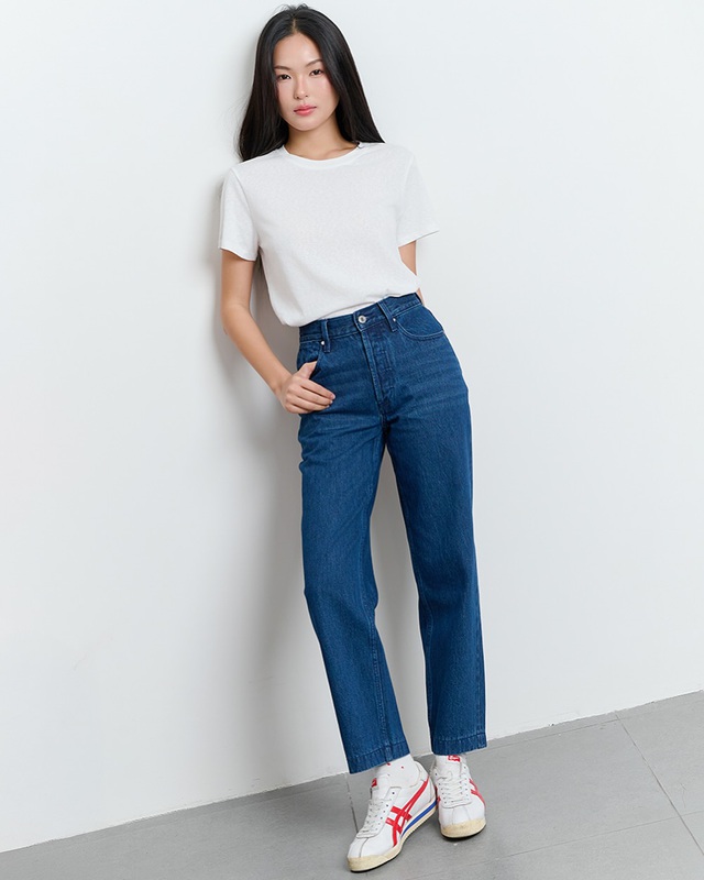 Quần denim và những bản phối đường phố đẹp nhất mùa- Ảnh 3.