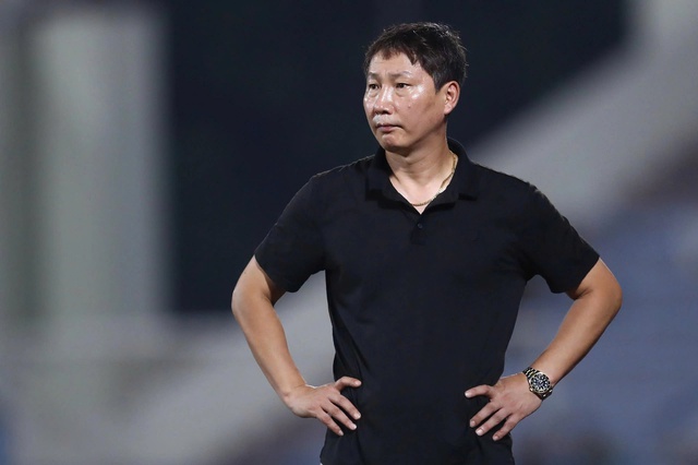 HLV U.23 H&agrave;n Quốc đổ bệnh trước đại chiến Nhật Bản, HLV Kim Sang-sik được truyền th&ocirc;ng nhắc t&ecirc;n li&ecirc;n tục- Ảnh 3.