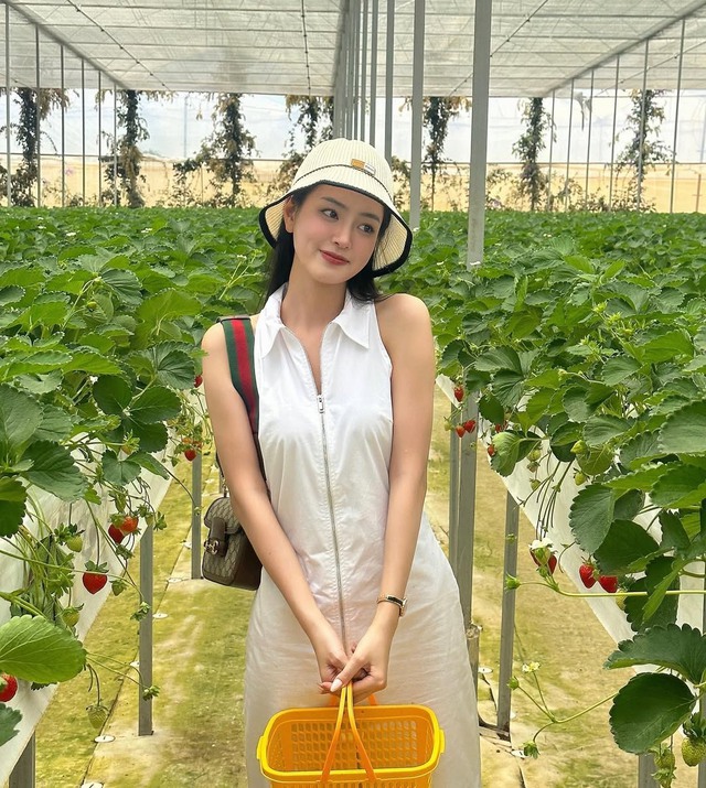 Chiếc mũ tăng 'gia vị' cho bộ cánh cá tính - Ảnh 4.