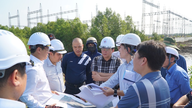 EVNSPC về đ&iacute;ch vượt chỉ ti&ecirc;u đầu tư x&acirc;y dựng lưới điện năm 2025 - Ảnh 1.