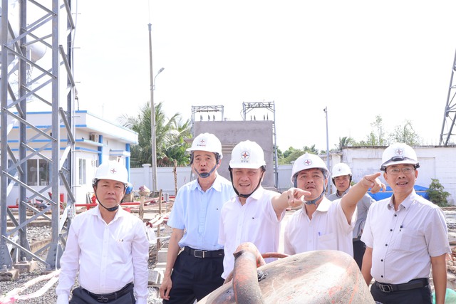 EVNSPC về đ&iacute;ch vượt chỉ ti&ecirc;u đầu tư x&acirc;y dựng lưới điện năm 2025 - Ảnh 2.