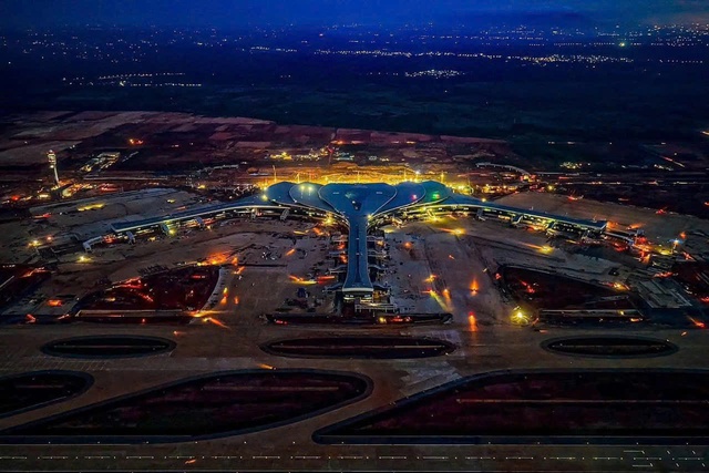 EVNSPC về đ&iacute;ch vượt chỉ ti&ecirc;u đầu tư x&acirc;y dựng lưới điện năm 2025 - Ảnh 7.